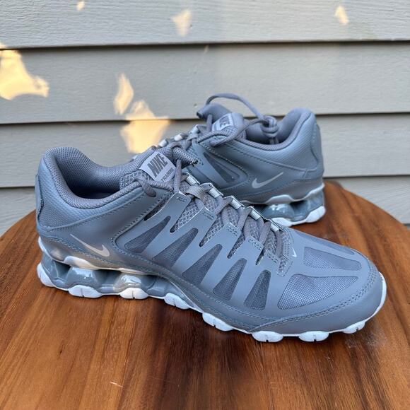 Nike Reax 8 TR Mesh Mens Sneakers Size 10.5 Wolf Grey 621716-010 Cross Trainers - Picture 9 of 13